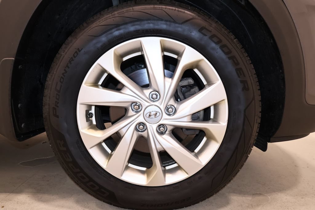 Used 2020 Hyundai Tucson Value AWD/4WD image 36