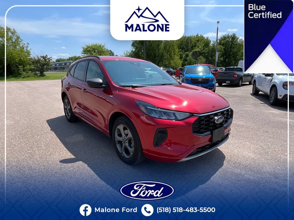 Certified 2023 Ford Escape ST-Line w/ Tech Pack #1 AWD/4WD image 9