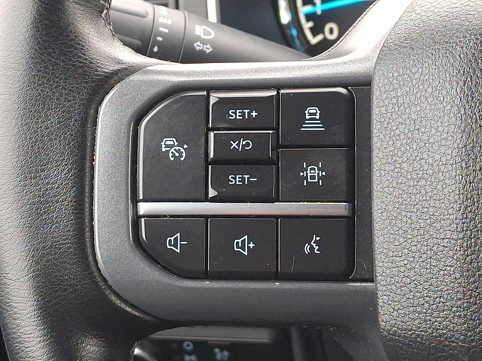 Certified 2023 Ford F150 XLT w/ Equipment Group 302A High image 21