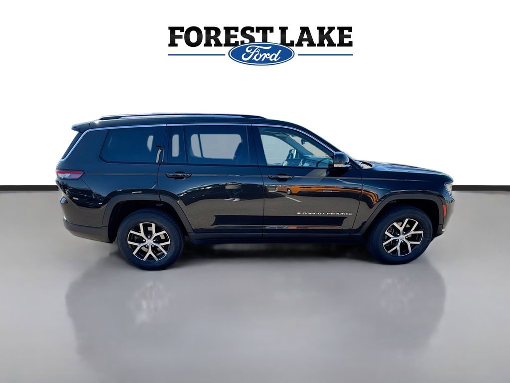 Used 2023 Jeep Grand Cherokee L Limited AWD/4WD image 8