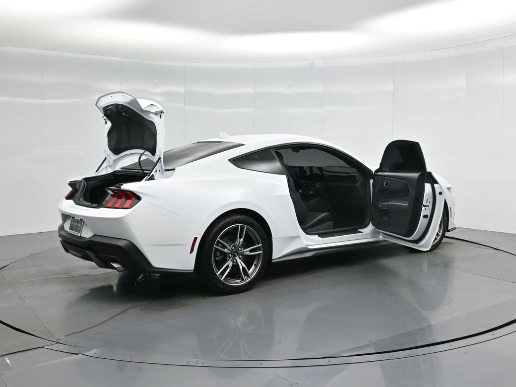 Certified 2024 Ford Mustang Coupe image 13