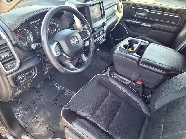 Used 2019 RAM 1500 Laramie AWD/4WD image 10