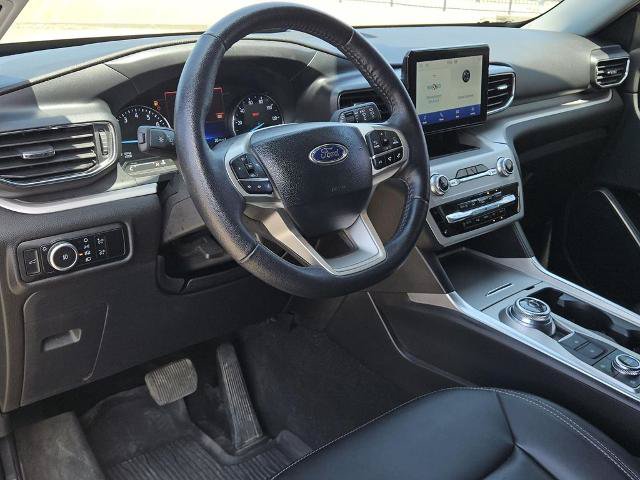 Certified 2024 Ford Explorer XLT w/ Equipment Group 202A AWD/4WD image 27