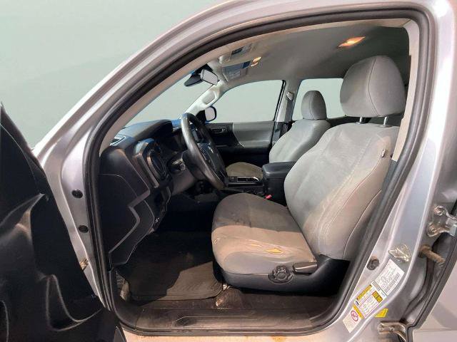 Used 2018 Toyota Tacoma SR AWD/4WD image 13