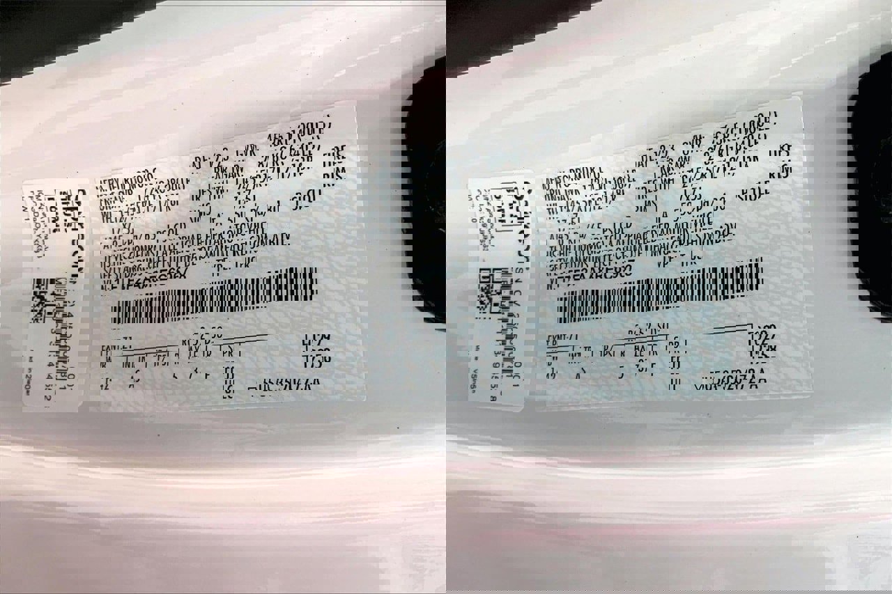 Certified 2024 Ford F250 XL image 32