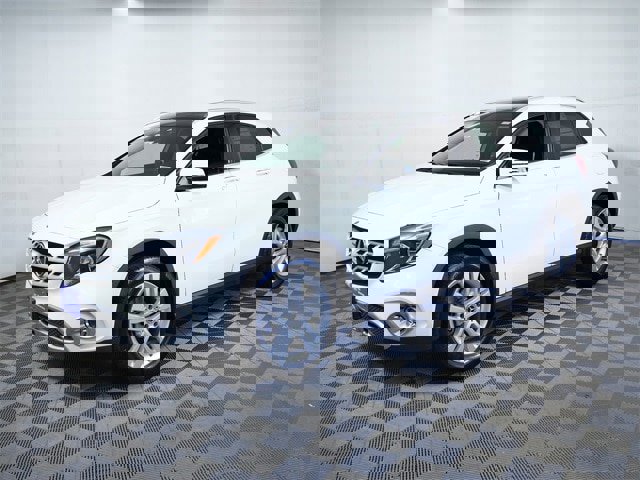 Used 2018 Mercedes-Benz GLA 250 4MATIC image 5