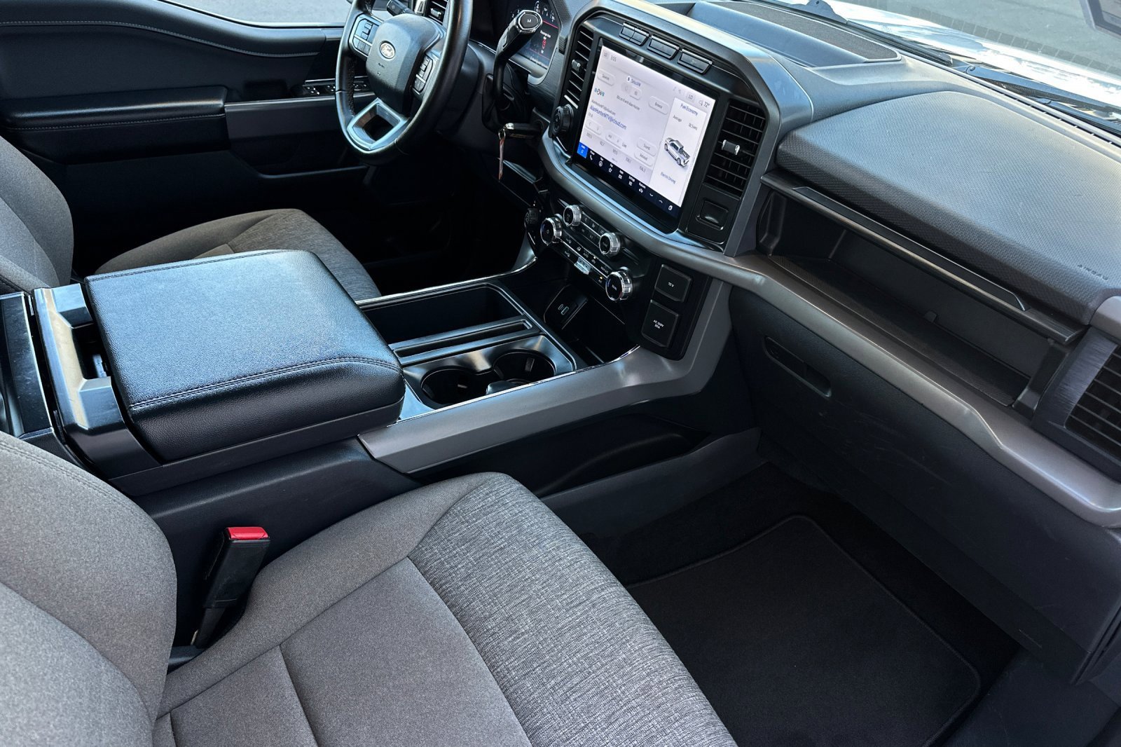 Certified 2024 Ford F150 XLT w/ Mobile Office Package image 14