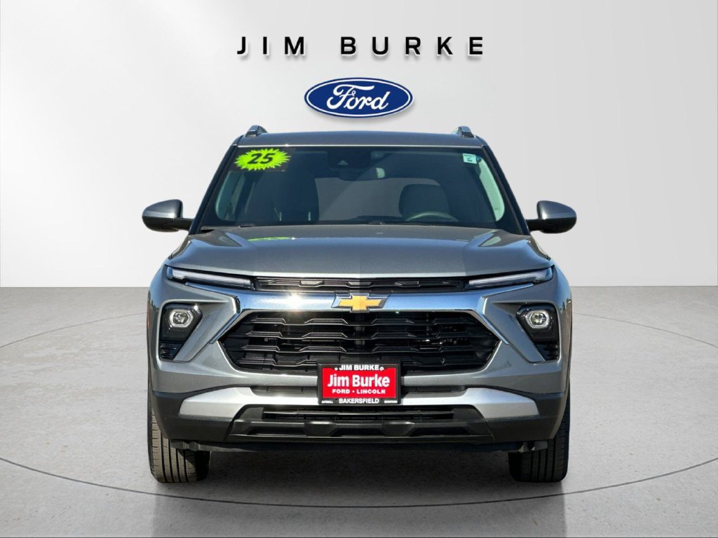 Used 2025 Chevrolet TrailBlazer LT FWD image 8