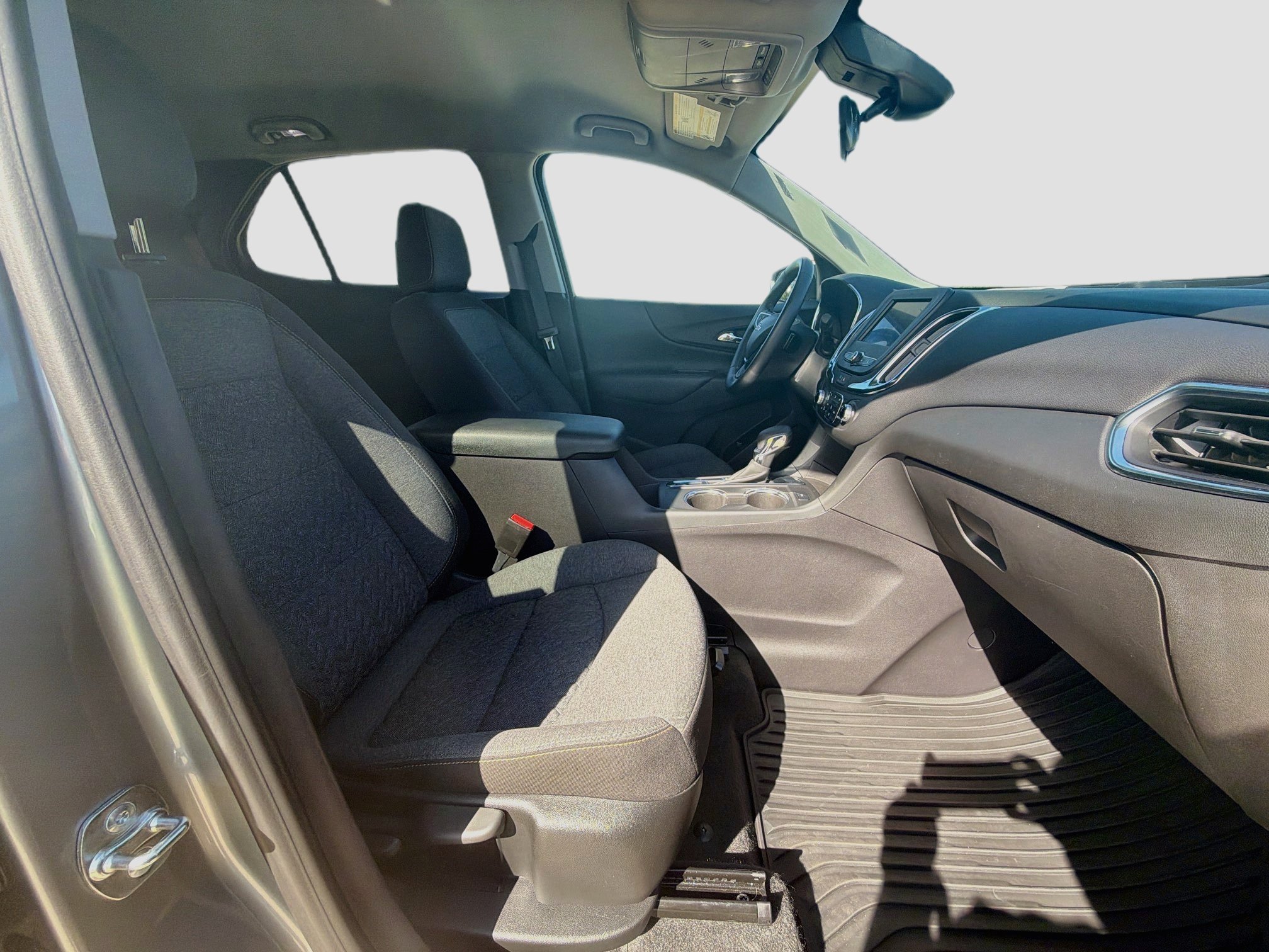 Used 2024 Chevrolet Equinox LT FWD image 29