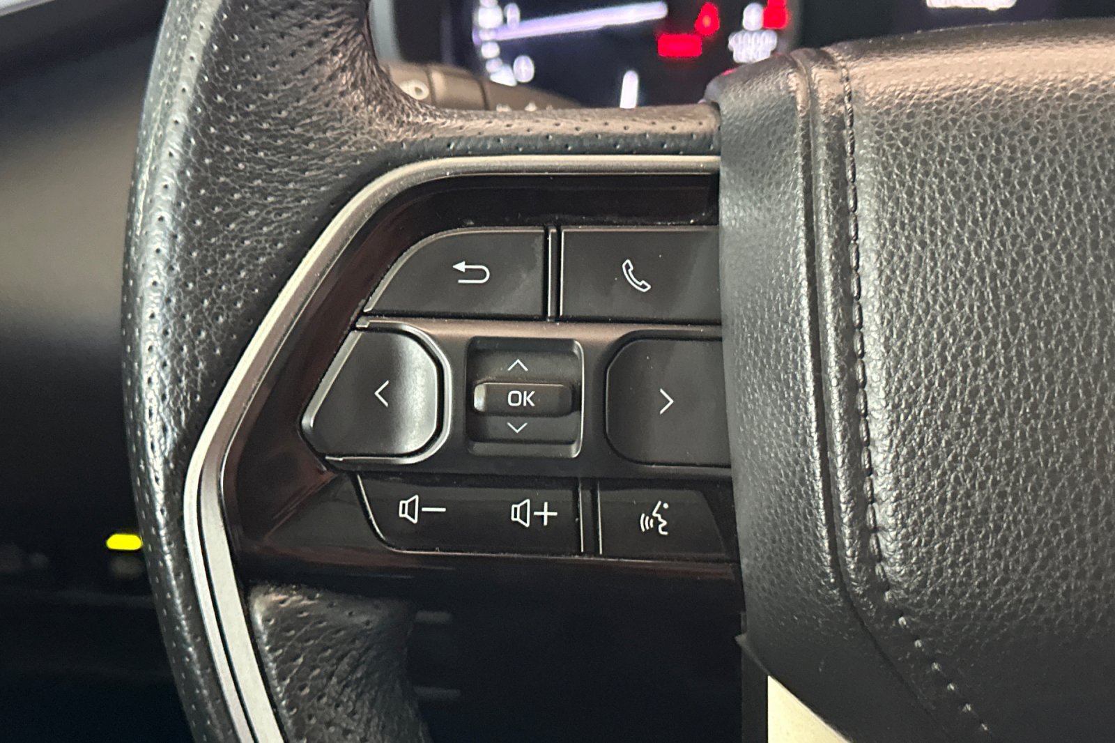 Used 2022 Toyota Tundra Limited w/ TRD Off-Road Package RWD image 24