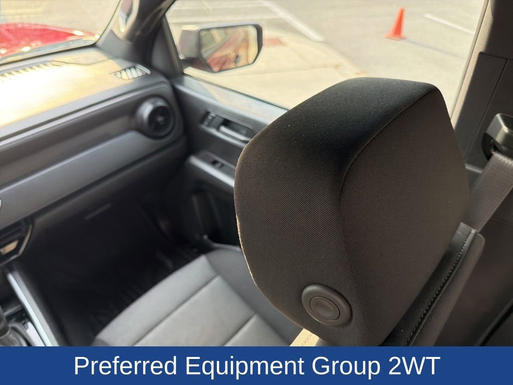 Used 2026 Chevrolet Colorado W/T w/ WT Custom Package image 15