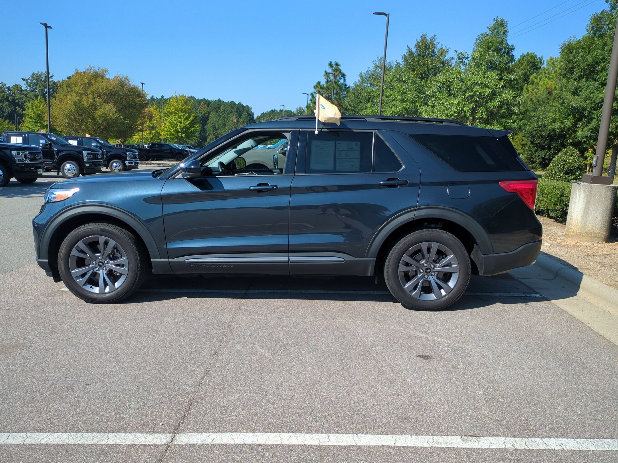 Certified 2024 Ford Explorer XLT w/ Equipment Group 202A AWD/4WD image 7