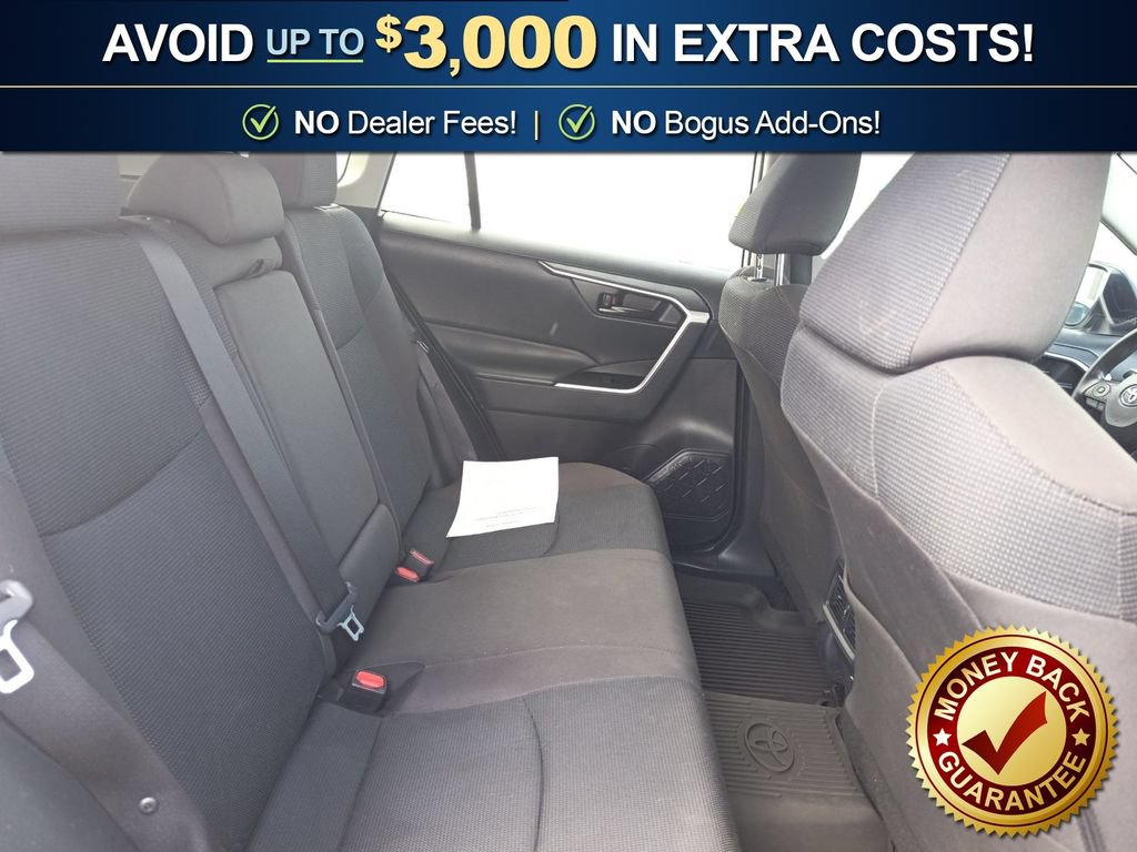 Used 2025 Toyota RAV4 LE AWD/4WD image 22