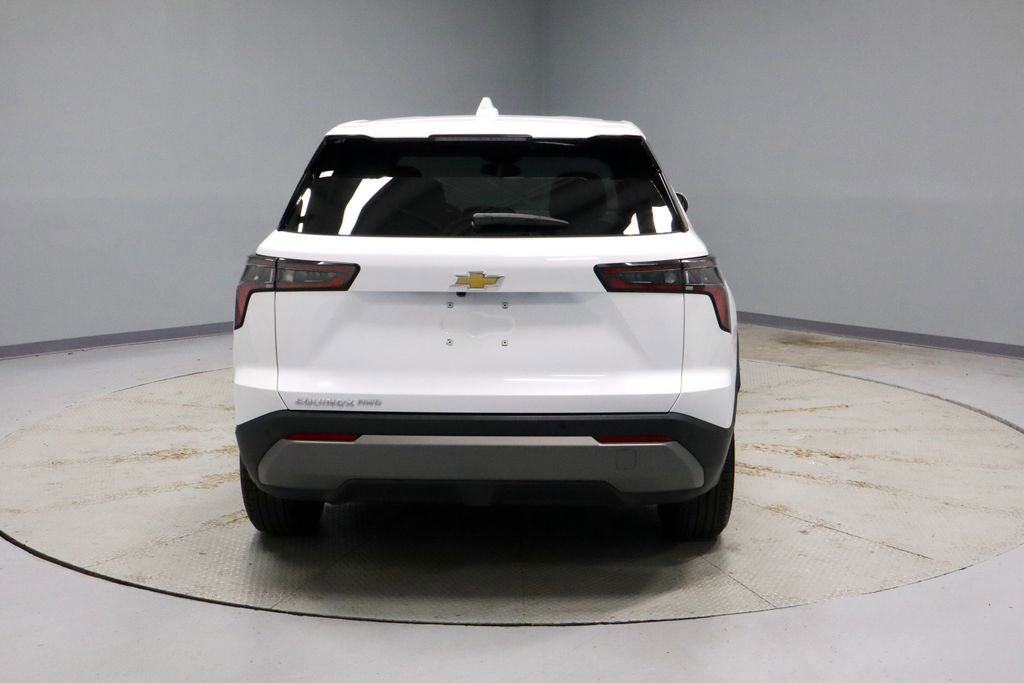 Used 2025 Chevrolet Equinox LT image 4