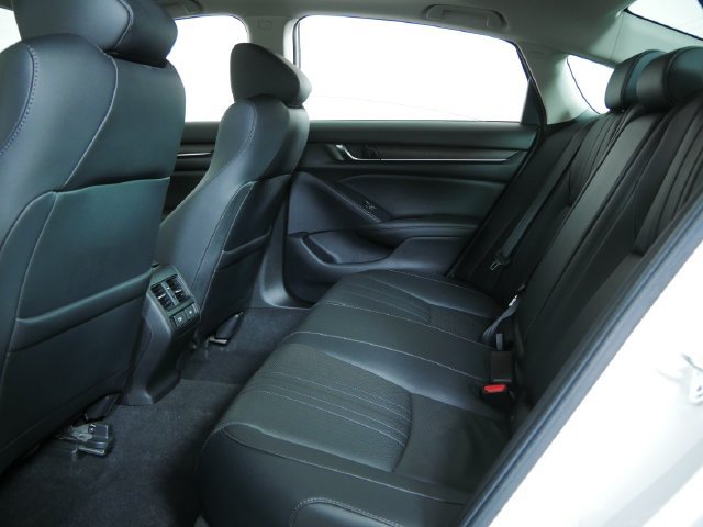 Used 2021 Honda Accord EX-L image 18