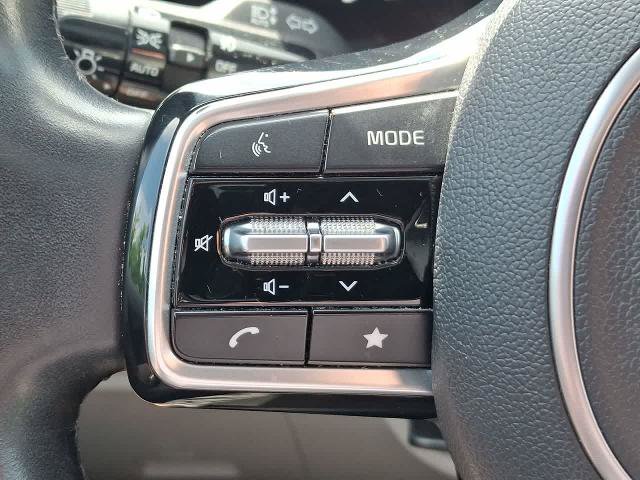 Used 2022 Kia Carnival SX Prestige FWD image 23