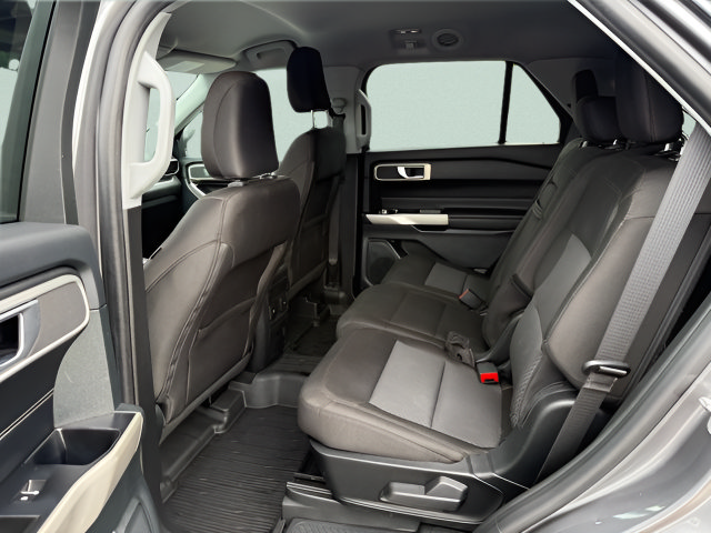 Certified 2023 Ford Explorer XLT AWD/4WD image 5