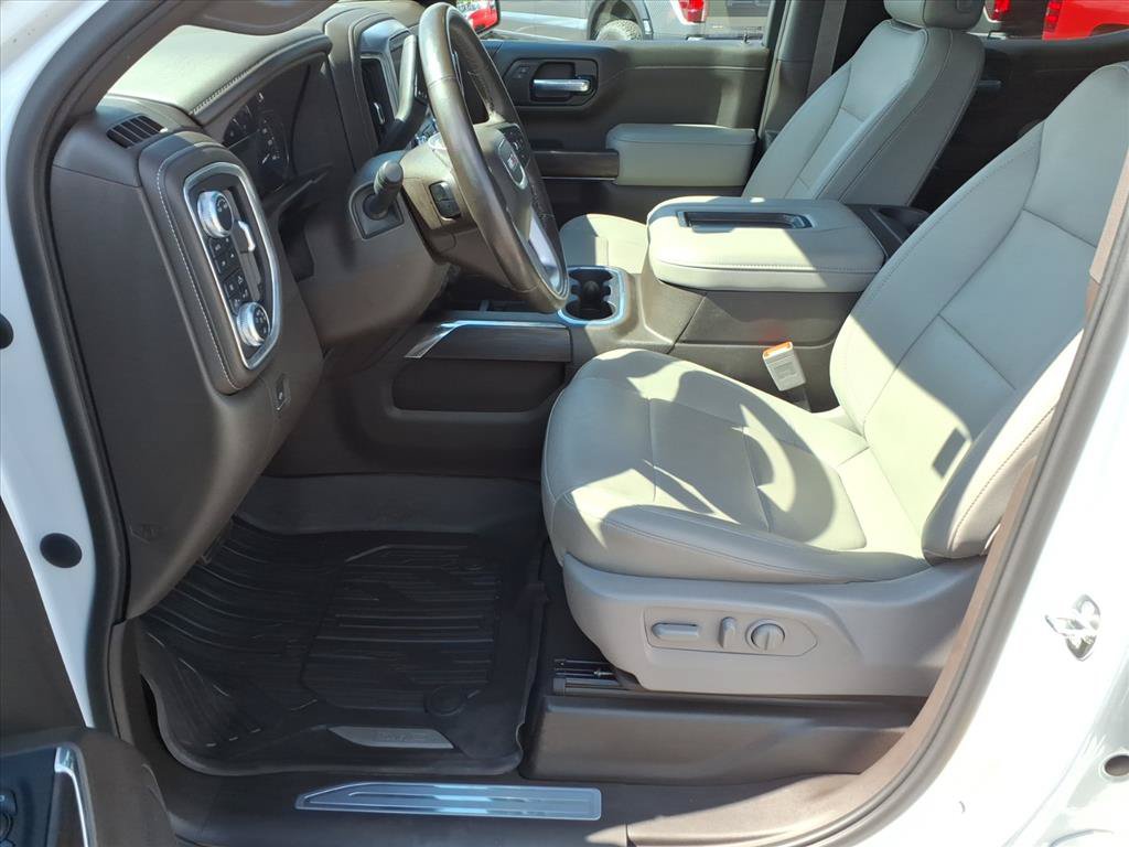 Used 2022 GMC Sierra 1500 SLT w/ SLT Premium Package AWD/4WD image 4