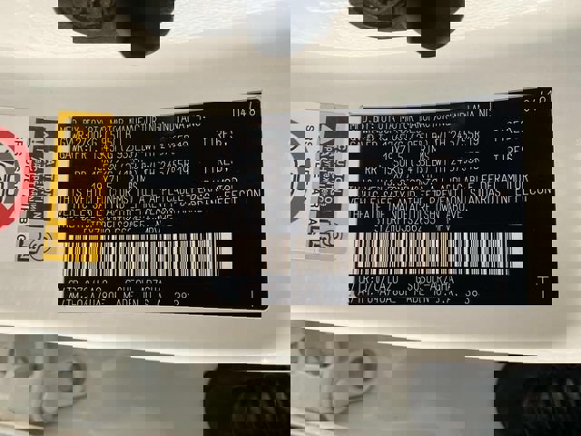 Used 2018 Toyota Highlander Limited image 22