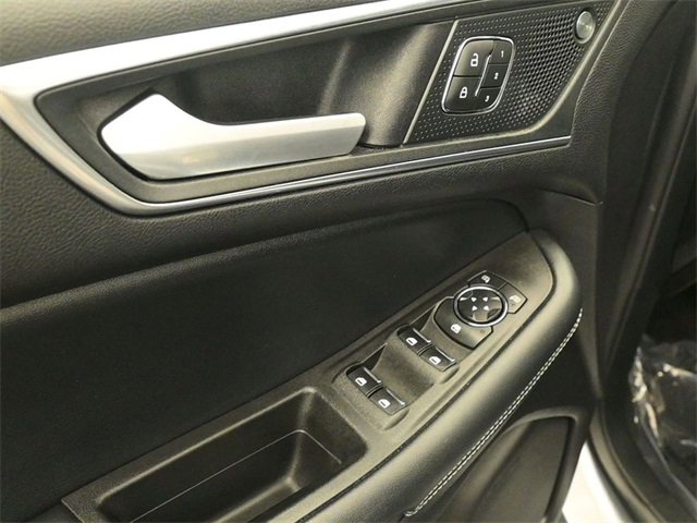 Certified 2020 Ford Edge ST image 13