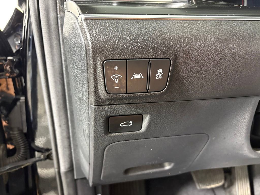 Used 2024 Kia K5 GT image 14