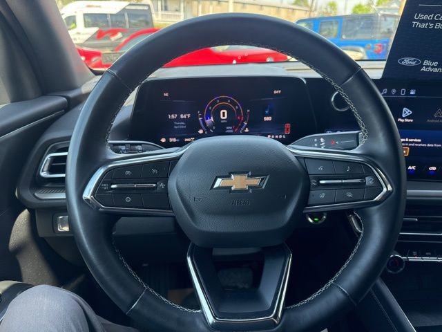 Used 2025 Chevrolet Traverse LT AWD/4WD image 18