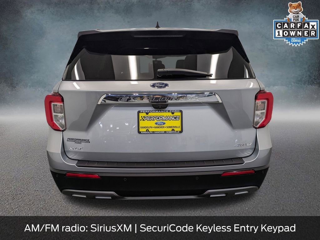 Certified 2022 Ford Explorer XLT w/ Equipment Group 202A image 6
