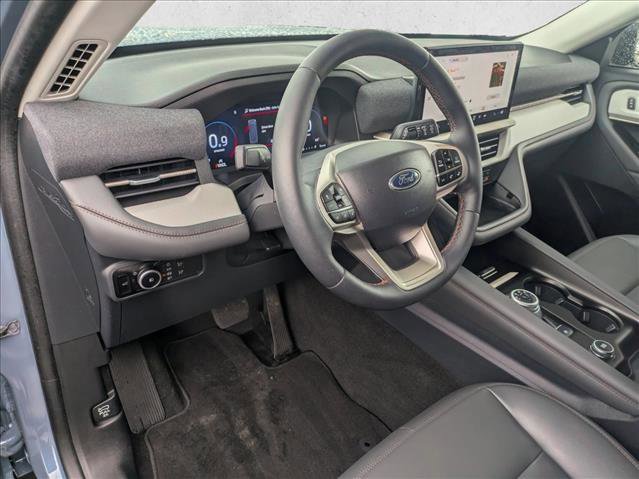 Certified 2025 Ford Explorer Active w/ Active Comfort Package RWD image 9