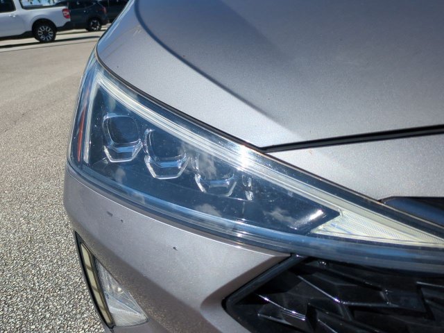 Used 2020 Hyundai Elantra Value Edition w/ Winter Weather Package FWD image 10