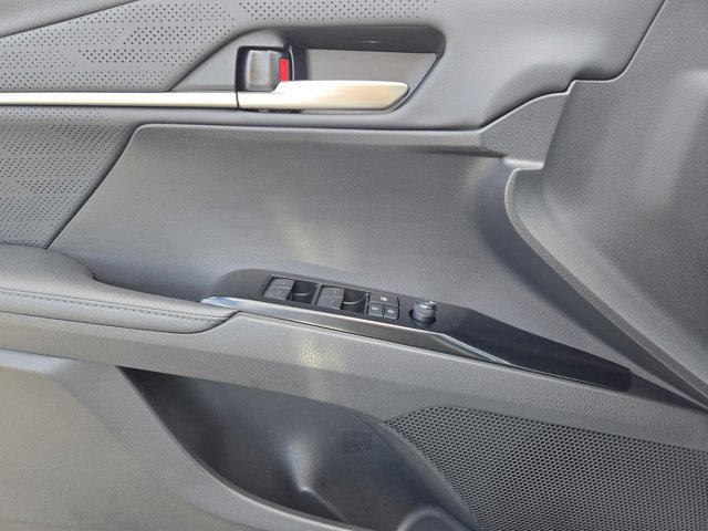 Used 2025 Toyota Camry XSE w/ Premium Package image 21