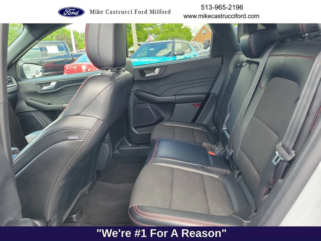 Certified 2025 Ford Escape ST-Line FWD image 28