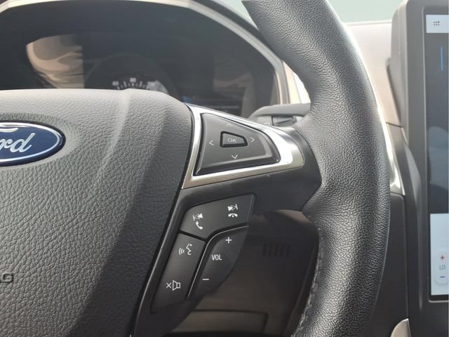 Certified 2024 Ford Edge Titanium AWD/4WD image 15