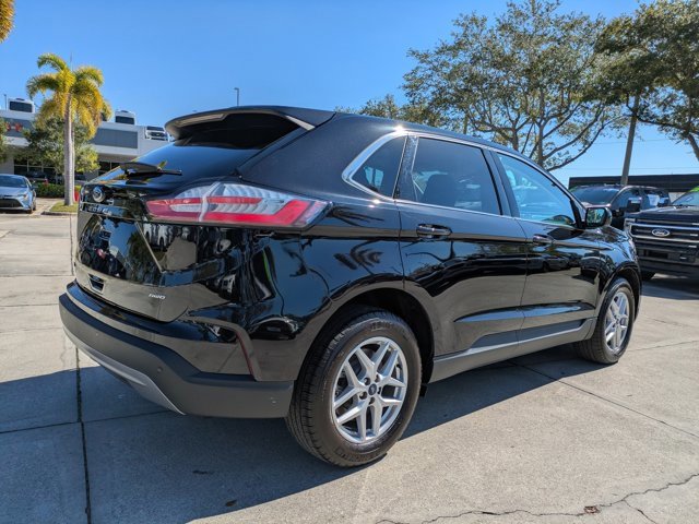 Certified 2022 Ford Edge SEL w/ Convenience Package image 4