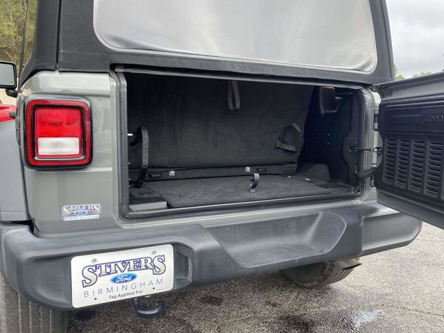 Used 2022 Jeep Wrangler Sport S image 12