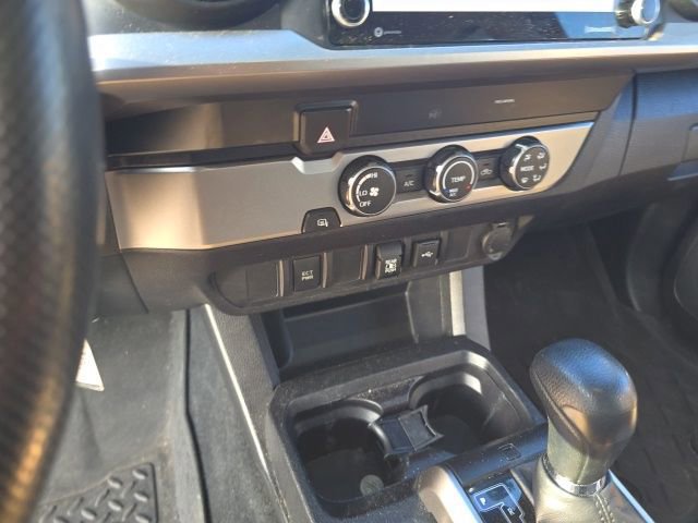 Used 2020 Toyota Tacoma SR5 image 13