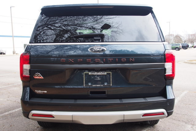 Certified 2023 Ford Expedition Timberline image 4