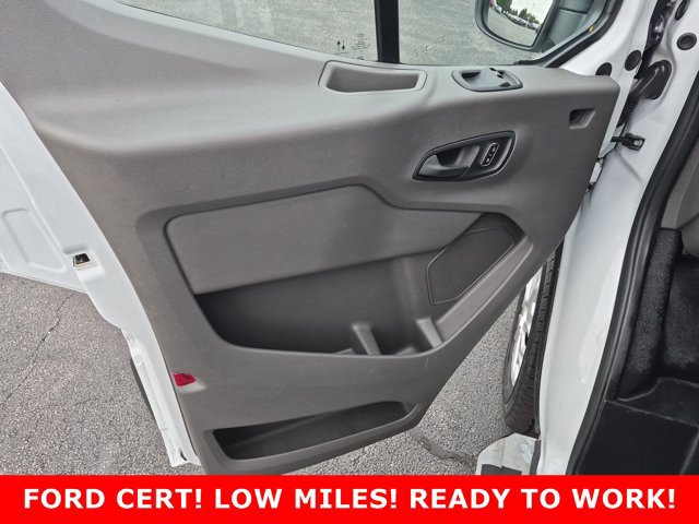 Certified 2025 Ford Transit 250 Low Roof w/ Exterior Upgrade Package RWD image 12