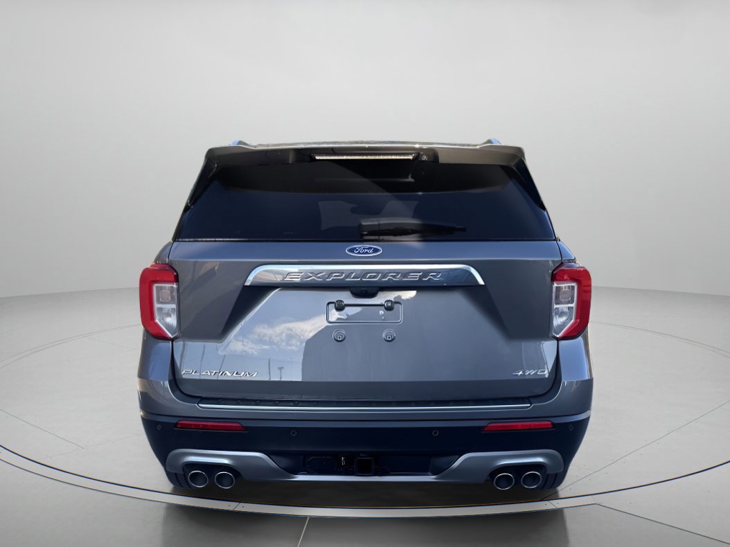 Certified 2023 Ford Explorer Platinum w/ Technology Package image 4