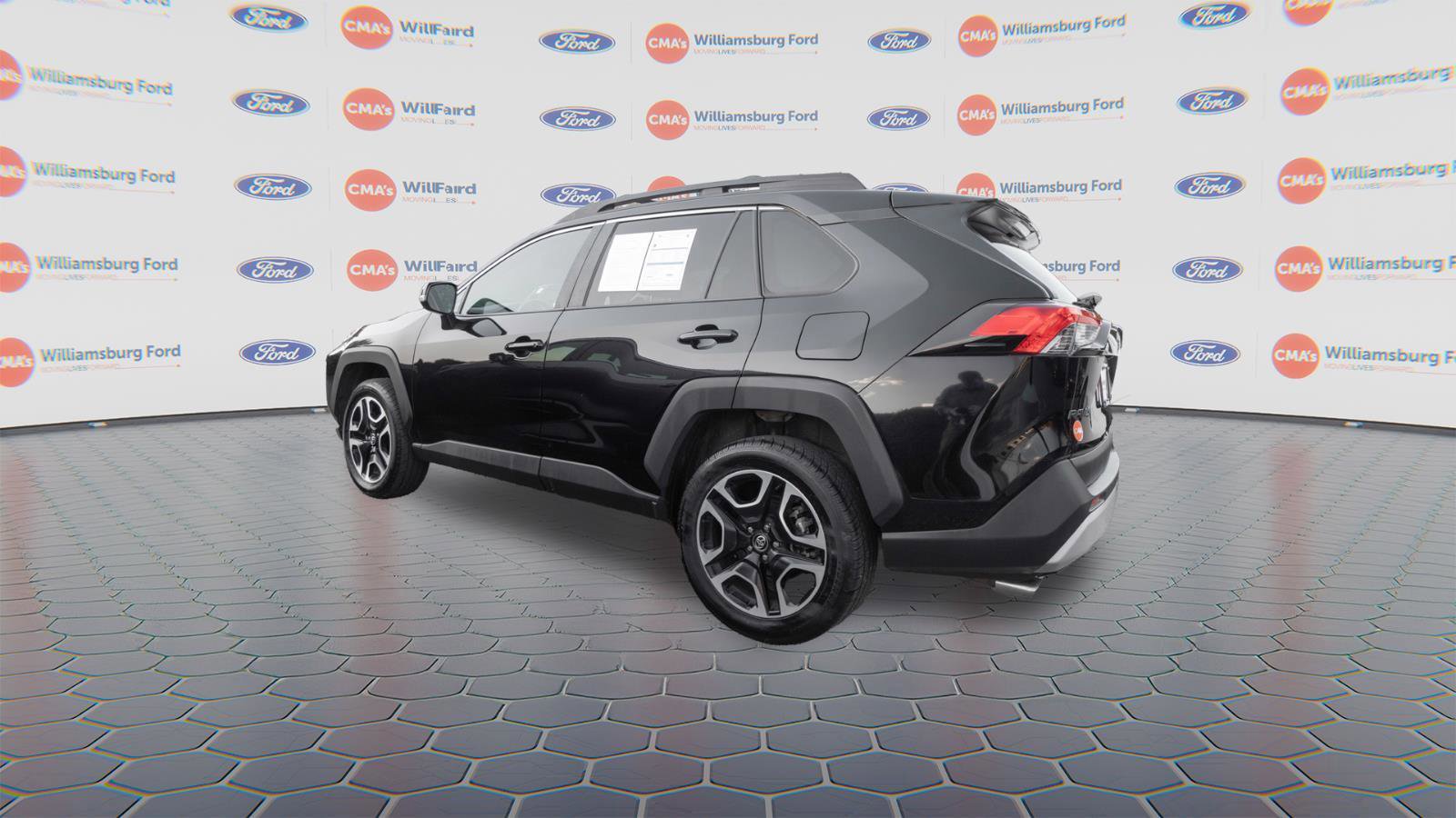 Used 2020 Toyota RAV4 Adventure image 2