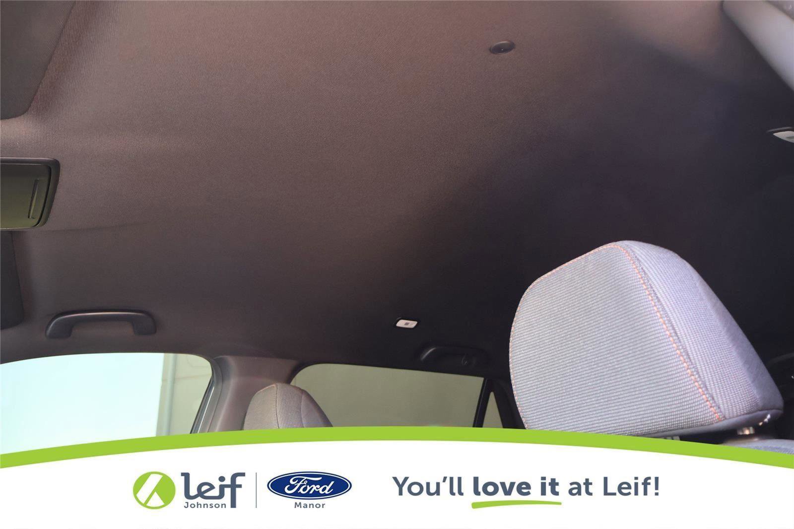 Used 2023 Honda Pilot Sport image 14