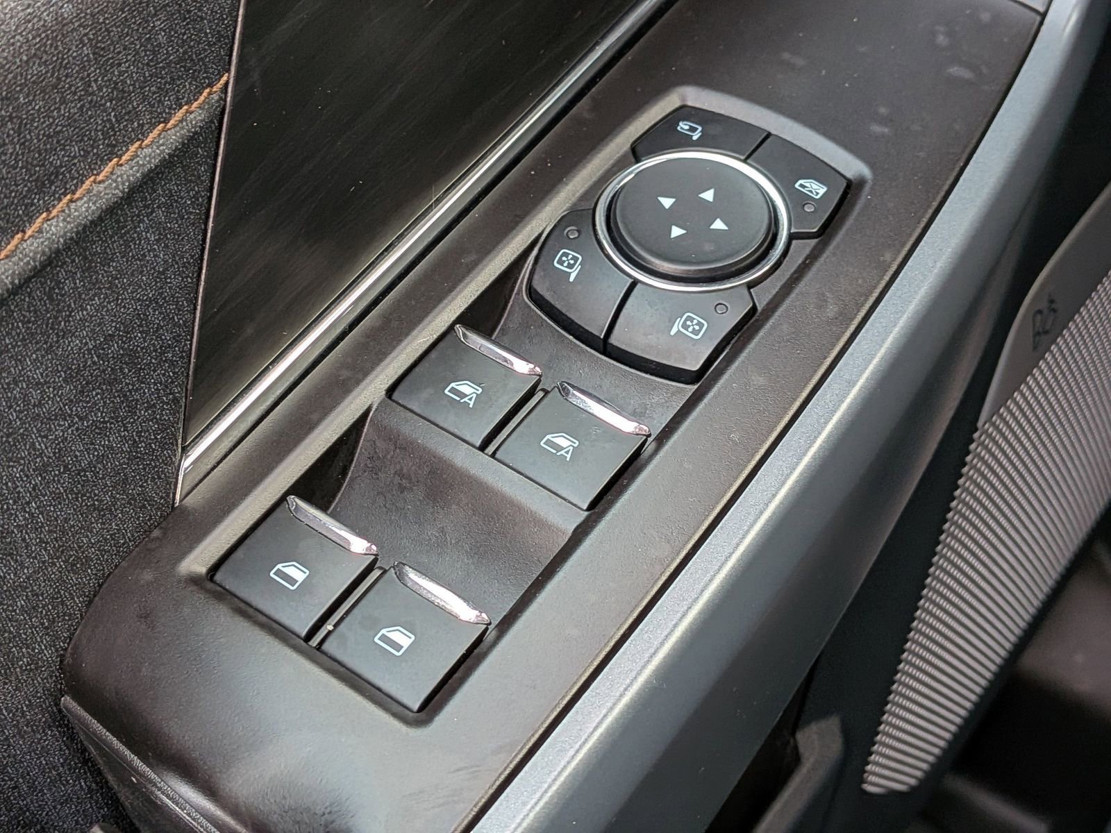 Certified 2024 Ford F150 Lariat w/ FX4 Off-Road Package image 29