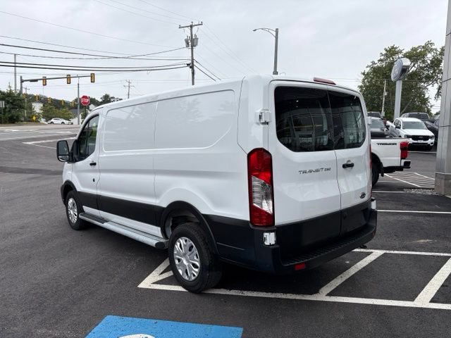 Certified 2025 Ford Transit 250 Low Roof w/ Exterior Upgrade Package RWD image 5