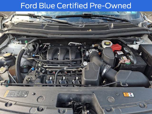 Certified 2018 Ford Explorer XLT w/ Equipment Group 202A AWD/4WD image 34
