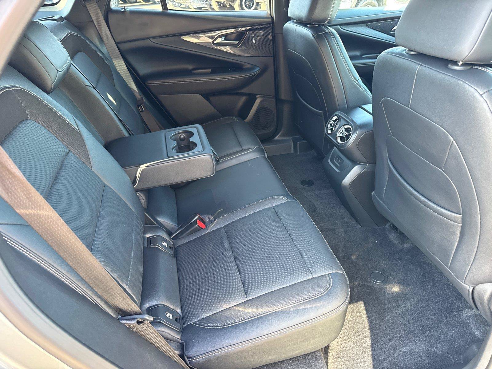 Used 2024 Chevrolet Blazer EV LT AWD/4WD image 19