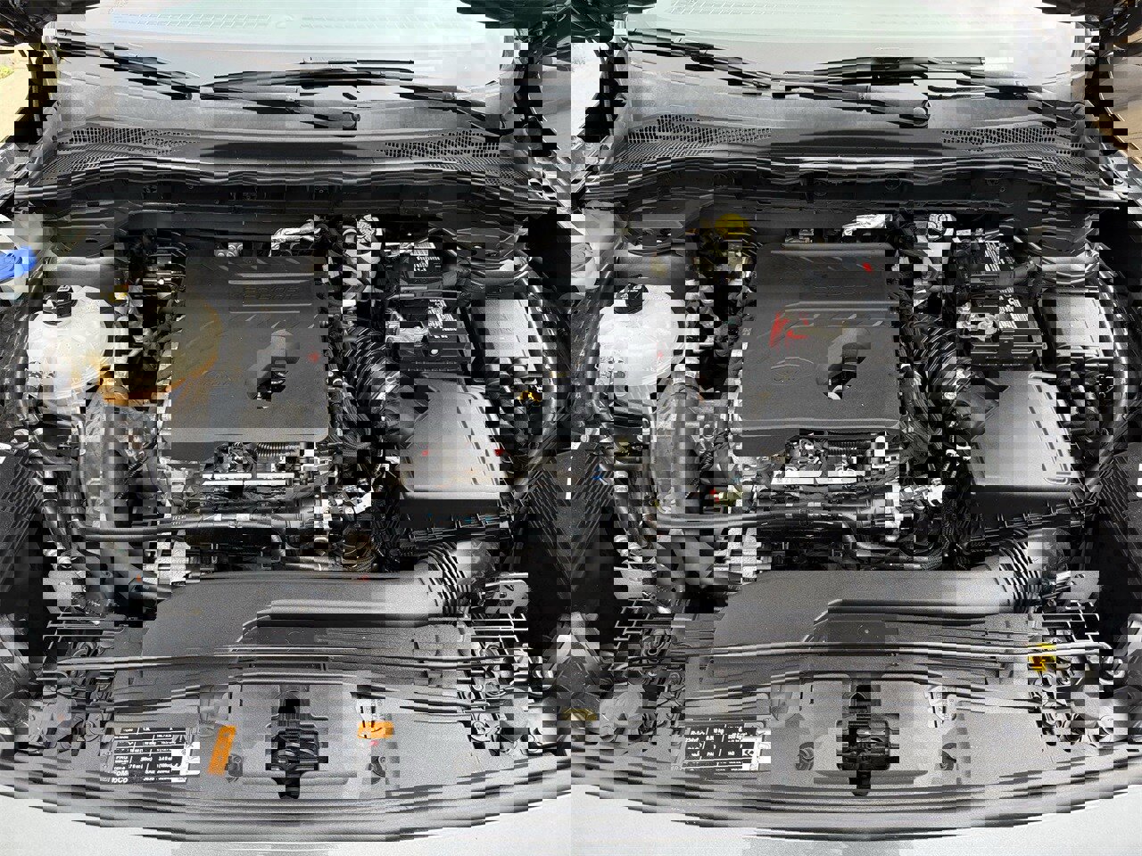 Certified 2020 Ford Escape SE image 28