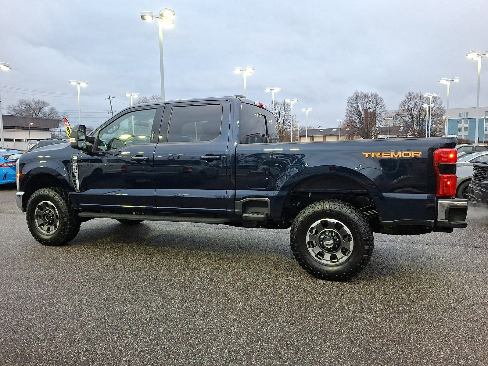 Certified 2023 Ford F250 Lariat w/ Lariat Ultimate Package image 3