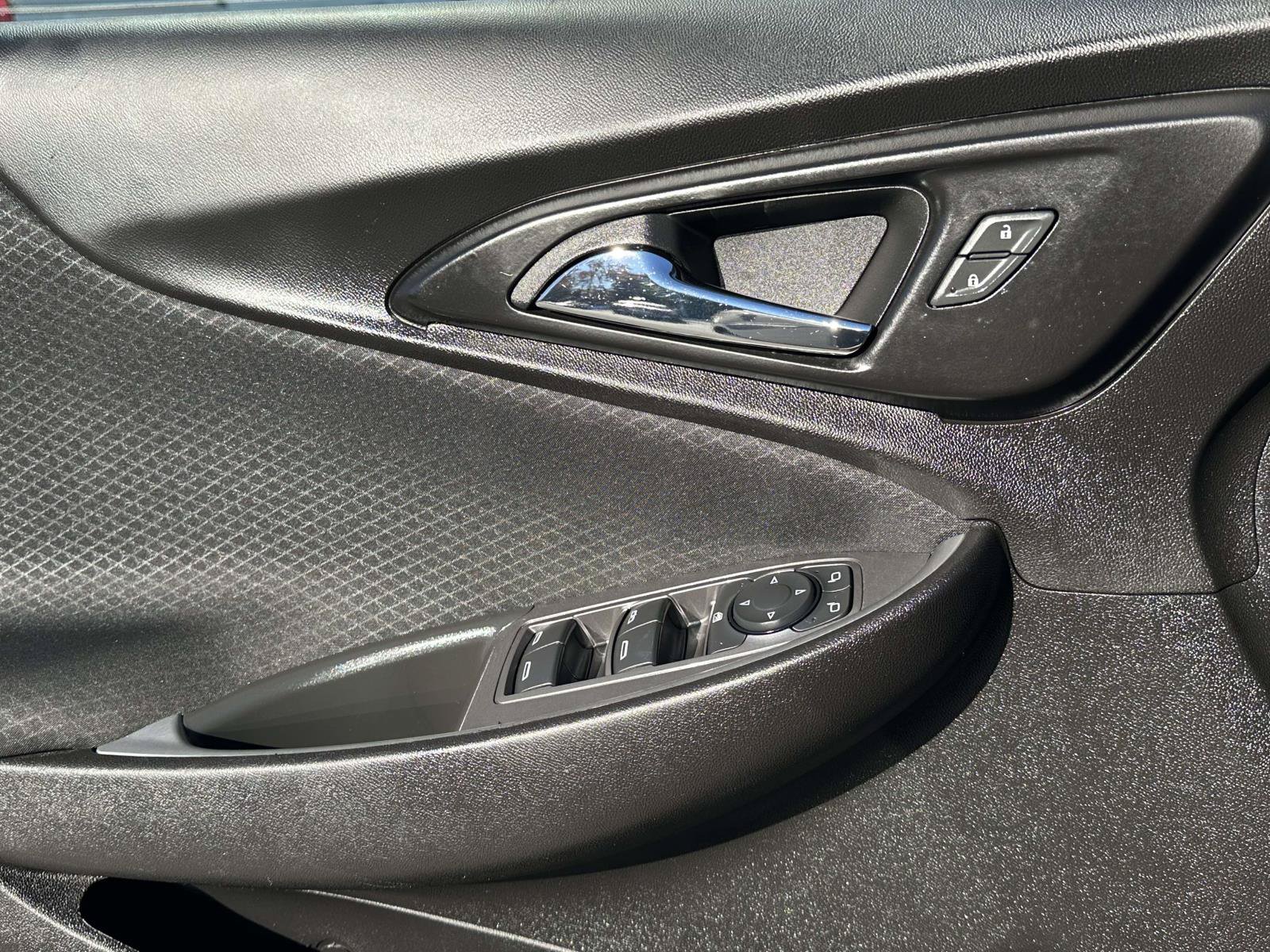 Used 2025 Chevrolet Malibu LT FWD image 20