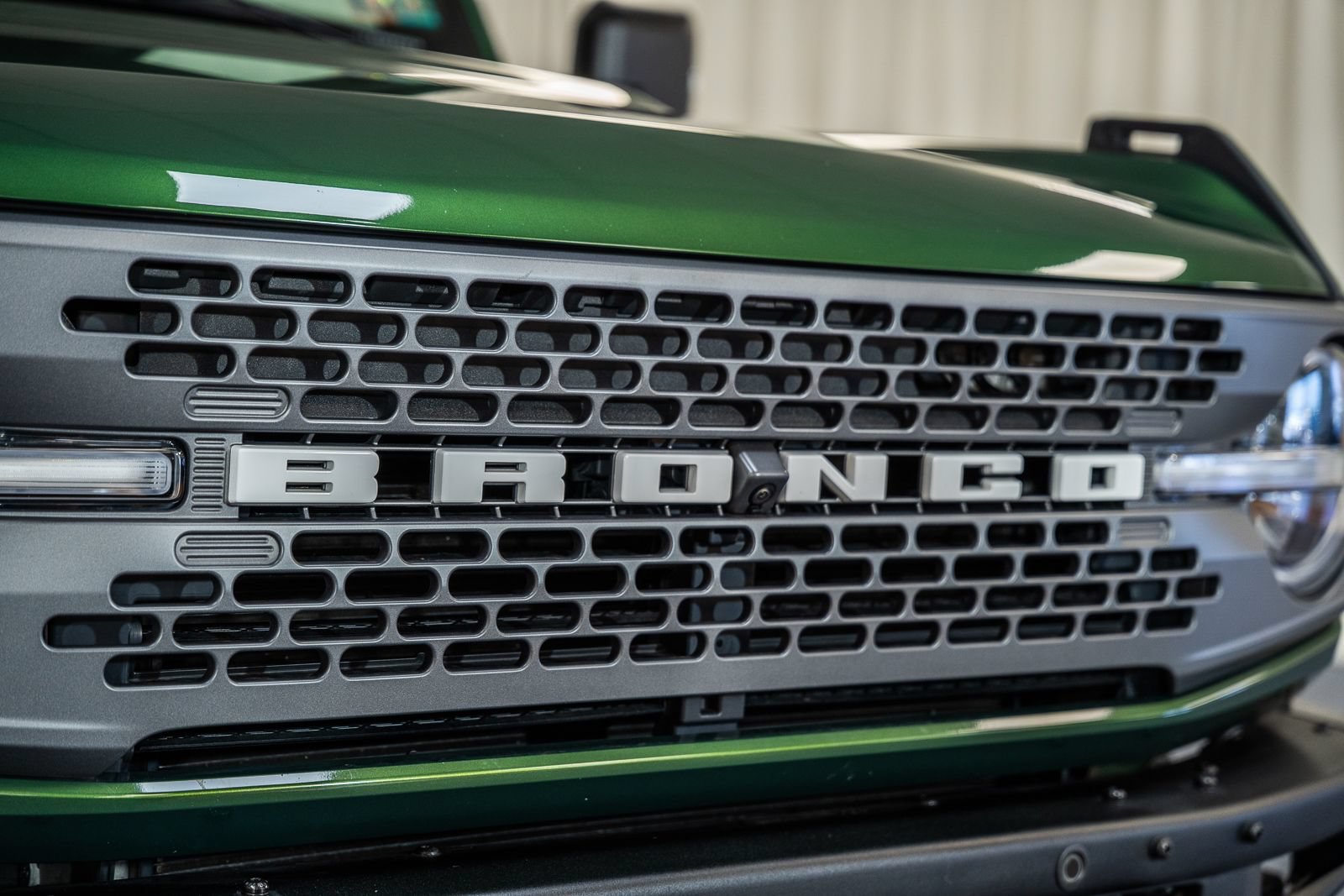 Certified 2024 Ford Bronco Badlands AWD/4WD image 10