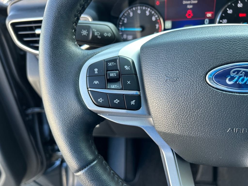 Certified 2022 Ford Explorer Limited w/ Equipment Group 301A image 22