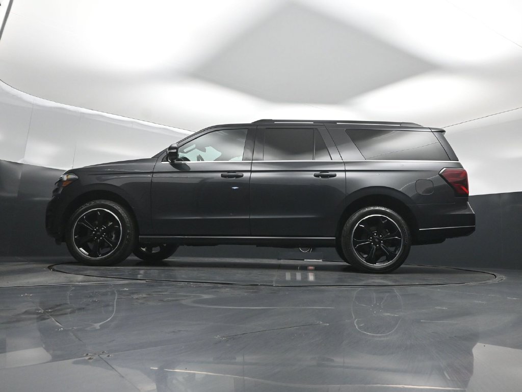 Certified 2022 Ford Expedition Max Limited AWD/4WD image 8